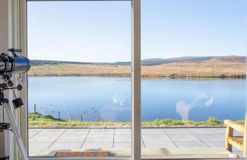 Greshornish House | Holiday Home Daisy Cottage by Interhome