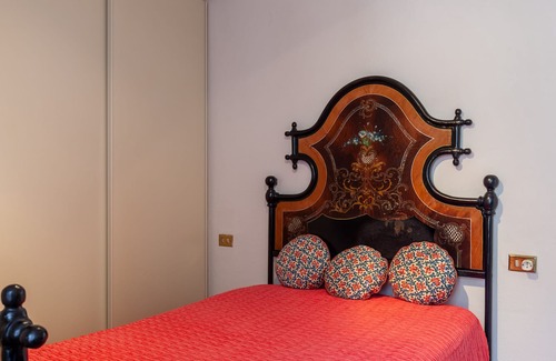 Guinadi House | Holiday Home Destinazione Paradiso with Mountain View & Garden