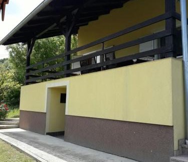Sveti Kriz Zacretje House | Holiday Home Dora