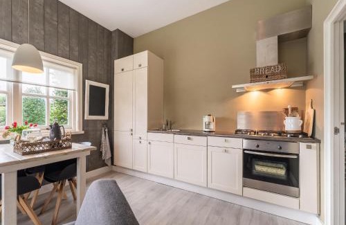 Egmond-Binnen House | Holiday Home Egmond near Dune Beaches