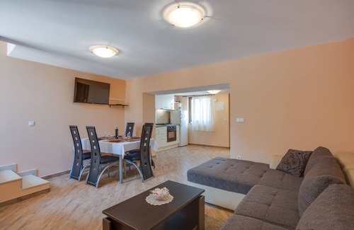 Vabriga House | Holiday Home Ema, Tar - Vabriga, Croatia