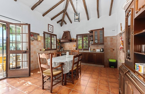 Jubrique House | Holiday Home 'Finca Rural Mazuqueto' with Mountain View, Private Pool and Wi-Fi