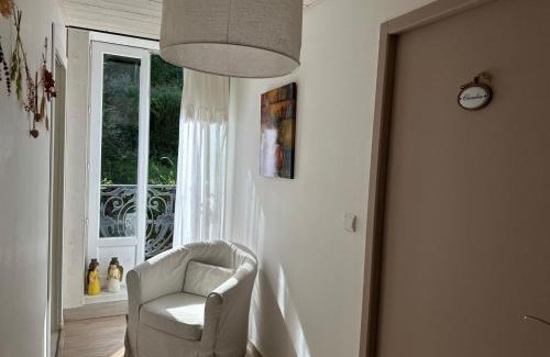 Caudebronde House | Holiday home for 6 guests in Cameliere