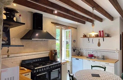 Chaille-les-Marais House | Holiday Home 'L'hébergerie Sablotine' with Private Pool, Private Terrace and Wi-Fi