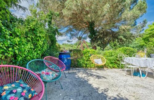 Jau-Dignac-et-Loirac House | Holiday Home Pontac-Gadet 1 by Interhome