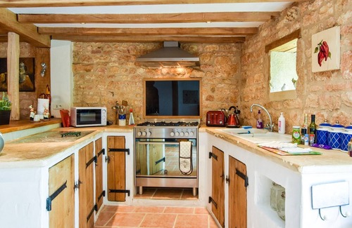 La Foret-de-Tesse House | Holiday Home in Charente with Pool and Castle