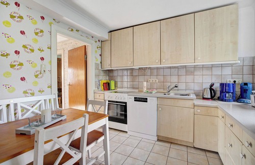 Stadum House | Holiday Home 'Gerda' with Private Terrace, Private Garden and Wi-Fi