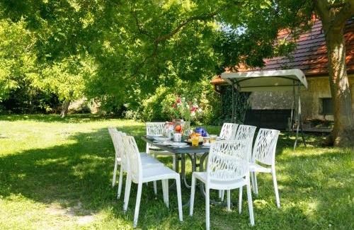Balatonudvari House | Holiday Home Golf Tee by Interhome