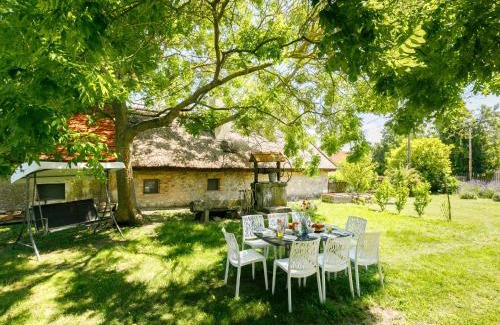 Balatonudvari House | Holiday Home Golf Tee by Interhome