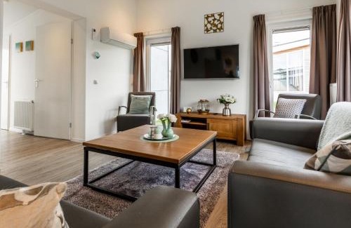 Gasthuis House | Holiday Home Green Resort Mooi Bemelen-1 by Interhome