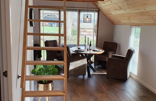 Municipality of Dalfsen House | Holiday home Heeresteeg in Nieuwleusen with garden