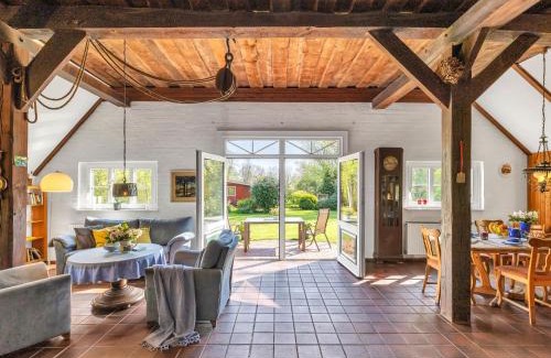 Oberndorf House | Holiday Home Hennevelt by Interhome