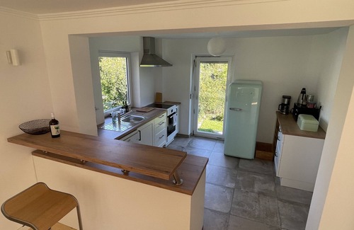 Landshut Villa | Holiday Home "Hofberg Villa" with Terrace, Open Garden and High-speed Wi-Fi