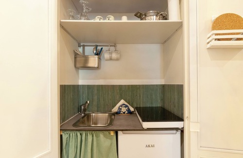 Gorgognano House | Holiday Home 'Il Piccolo Borgo' with Shared Pool, Wi-Fi and Air Conditioning