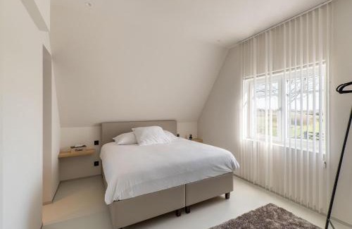 Aardenburg House | Holiday Home in Aardenburg near Sint-Baafskerk