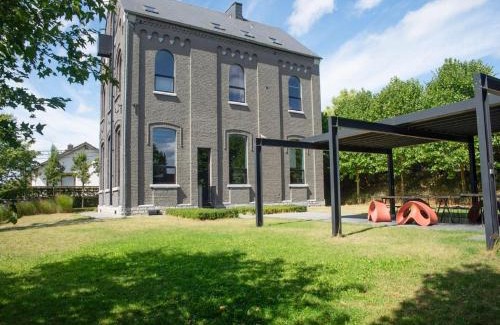 Anhee House | Holiday home in Denee for 21 people, cleaning included