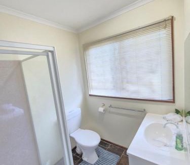 Drouin Apartment | Holiday Home in Drouin