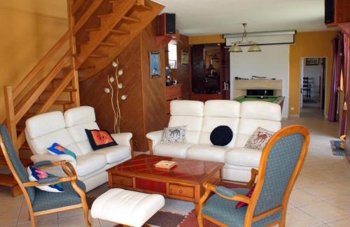 Lampaul-Plouarzel House | Holiday Home in Plouarzel near Sandy Cove