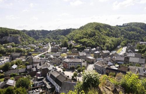 Signy-lAbbaye Apartment | Holiday Home in Grand Est