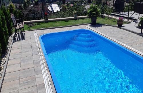 Lany House | Holiday Home in Kladno with Private Pool