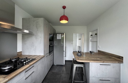 Miroir - Batignolles House | Holiday Home in Le Mans near 24H Circuit