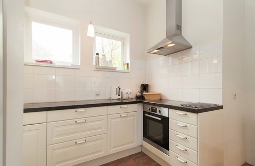 Bergen aan Zee House | Holiday Home in Bergen near North Sea Beach