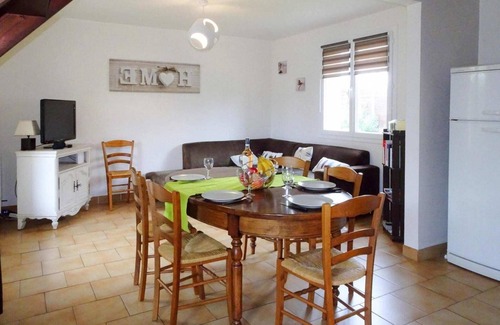 Portbail House | Holiday Home in Portbail near Sandy Beach