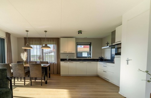 Scherpenisse House | Holiday Home in Scherpenisse near Nature Reserve