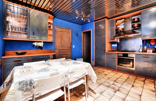 La Reid House | Holiday Home in Theux near Spa Thermal Baths