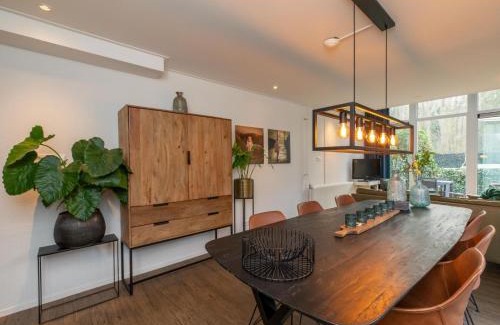 Groot Valkenisse House | Holiday Home in Zeeland near the Beach