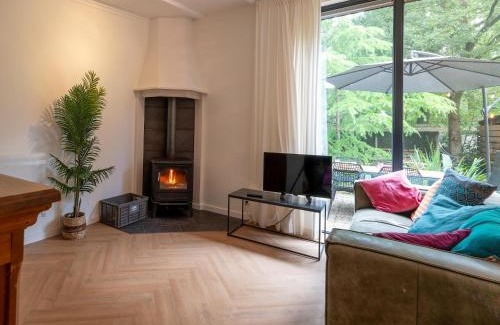 Zelhem House | Holiday Home in Zelhem near Forest and Golf, cleaning included