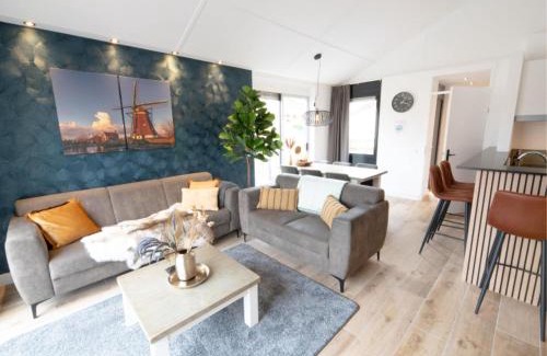 Zevenhuizen House | Holiday Home in Zevenhuizen with Sauna Bubble Bath
