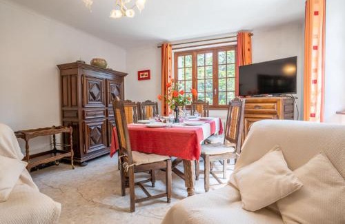 Treflez House | Holiday Home Ker Vian by Interhome