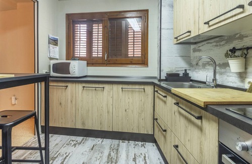 Talarn House | Holiday Home "La Casa de Talarn" with Wi-Fi, Balcony, Terrace & Mountain View