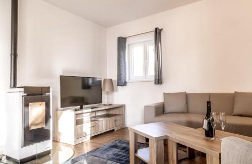 Lojzova Paseka House | Holiday Home Lakeside Village 8 - - sauna by Interhome