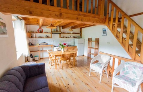 Rieussec House | Holiday Home 'Le Camargue, Le Pont De Calmel' with Mountain View, Shared Pool and Private Terrace