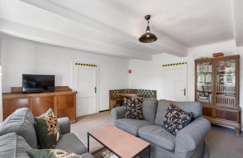 Lenora House | Holiday Home Lenora II by Interhome