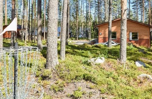 Saarijarvi House | Holiday Home Lepovalkeinen by Interhome