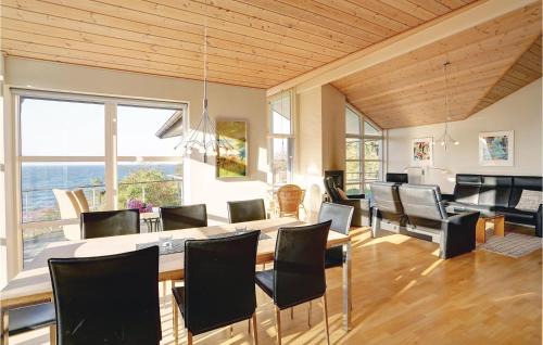 Ronne House | Holiday Home Lersøvej