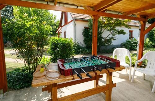 Latrany House | Holiday Home Magnolia by Interhome