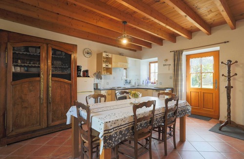 Hengoat House | Holiday Home 'Maison Bleue' with Private Garden, Balcony and Wi-Fi