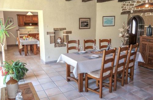 Kerlouet House | Holiday Home Maner Penfrat by Interhome
