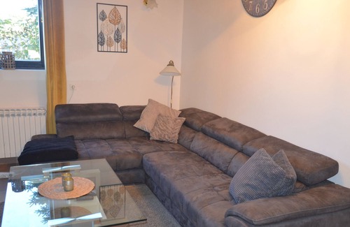Durdevac Villa | Holiday Home Medelin