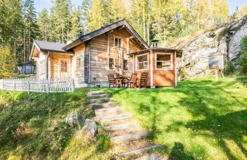 Iitti House | Holiday Home Miilu by Interhome