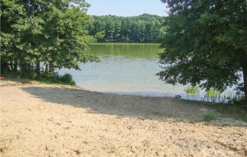 Potrzanowo House | Holiday Home Murowana Goslina Wojnowko