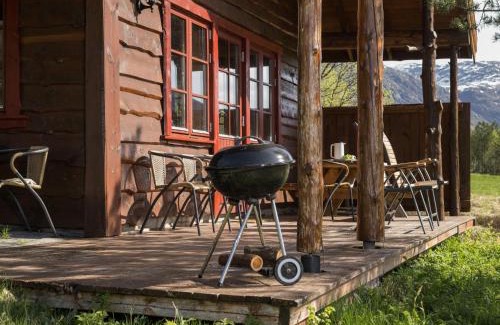 Gaular House | Holiday Home Myravatnet by Interhome