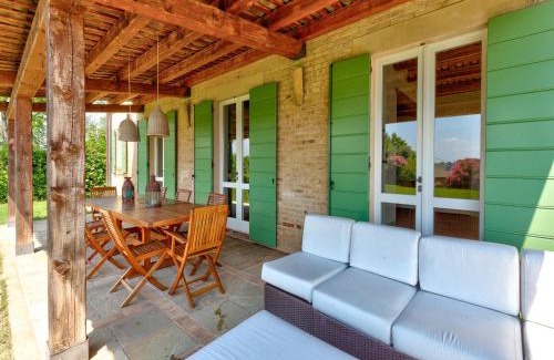 Bettolelle House | Holiday Home near Senigallia Beach