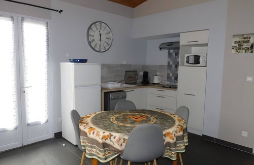 Lesperon House | Holiday Home 'Océan - Domaine Des Landes' with Shared Pool, Terrace and Shared Garden