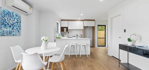 Papatoetoe House | Holiday Home or Short term Rental in Papatoetoe
