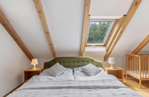 Bechyne House | Holiday Home Parkany 1 by Interhome